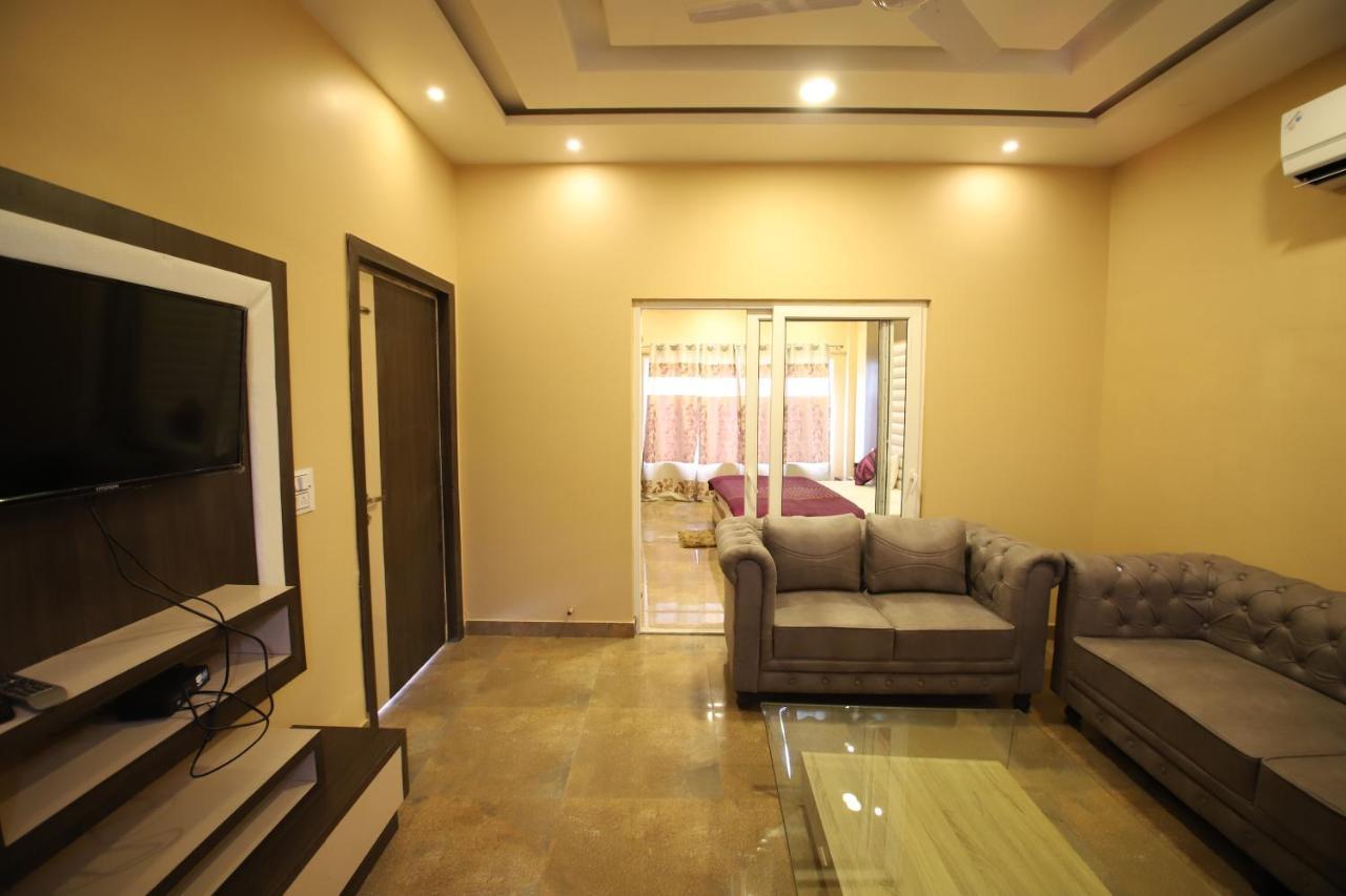 Virat Resorts, Sariska Rajasthan Bairat ภายนอก รูปภาพ