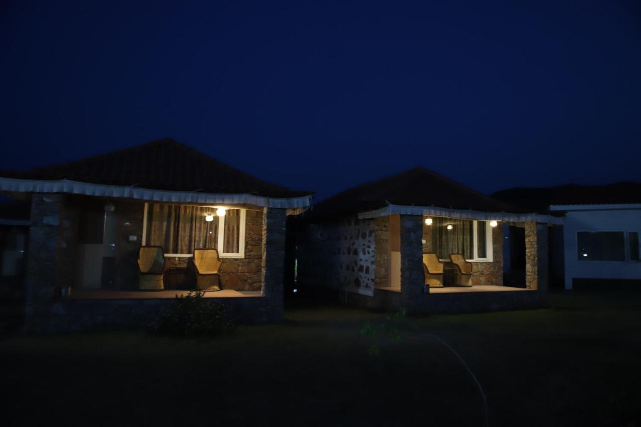 Virat Resorts, Sariska Rajasthan Bairat ภายนอก รูปภาพ