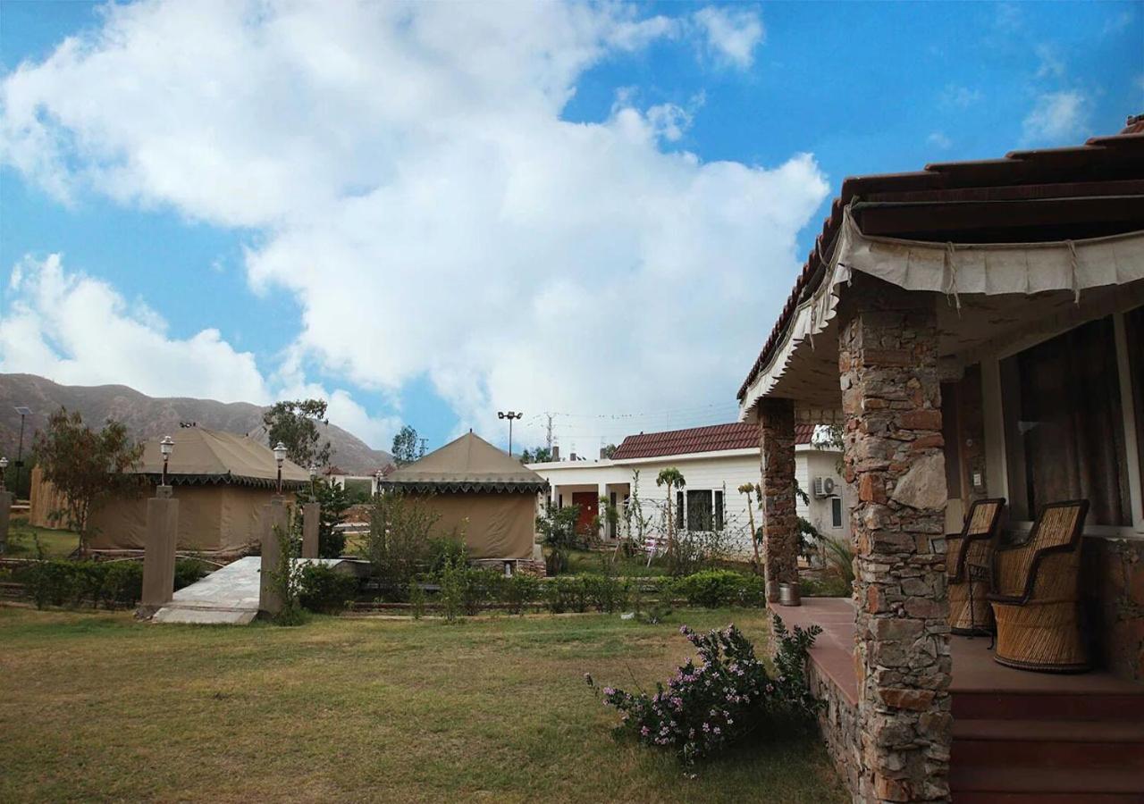 Virat Resorts, Sariska Rajasthan Bairat ภายนอก รูปภาพ