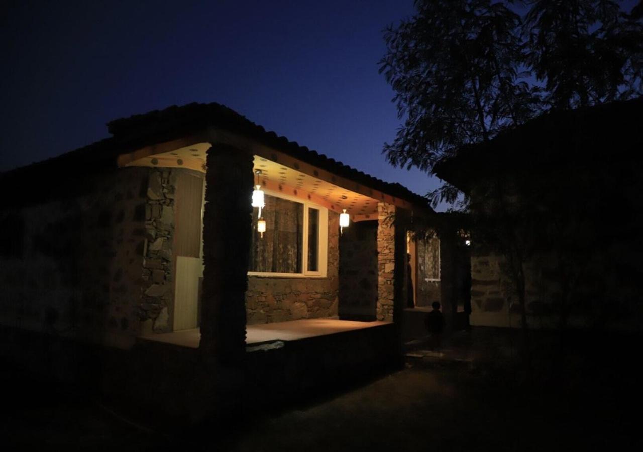 Virat Resorts, Sariska Rajasthan Bairat ภายนอก รูปภาพ