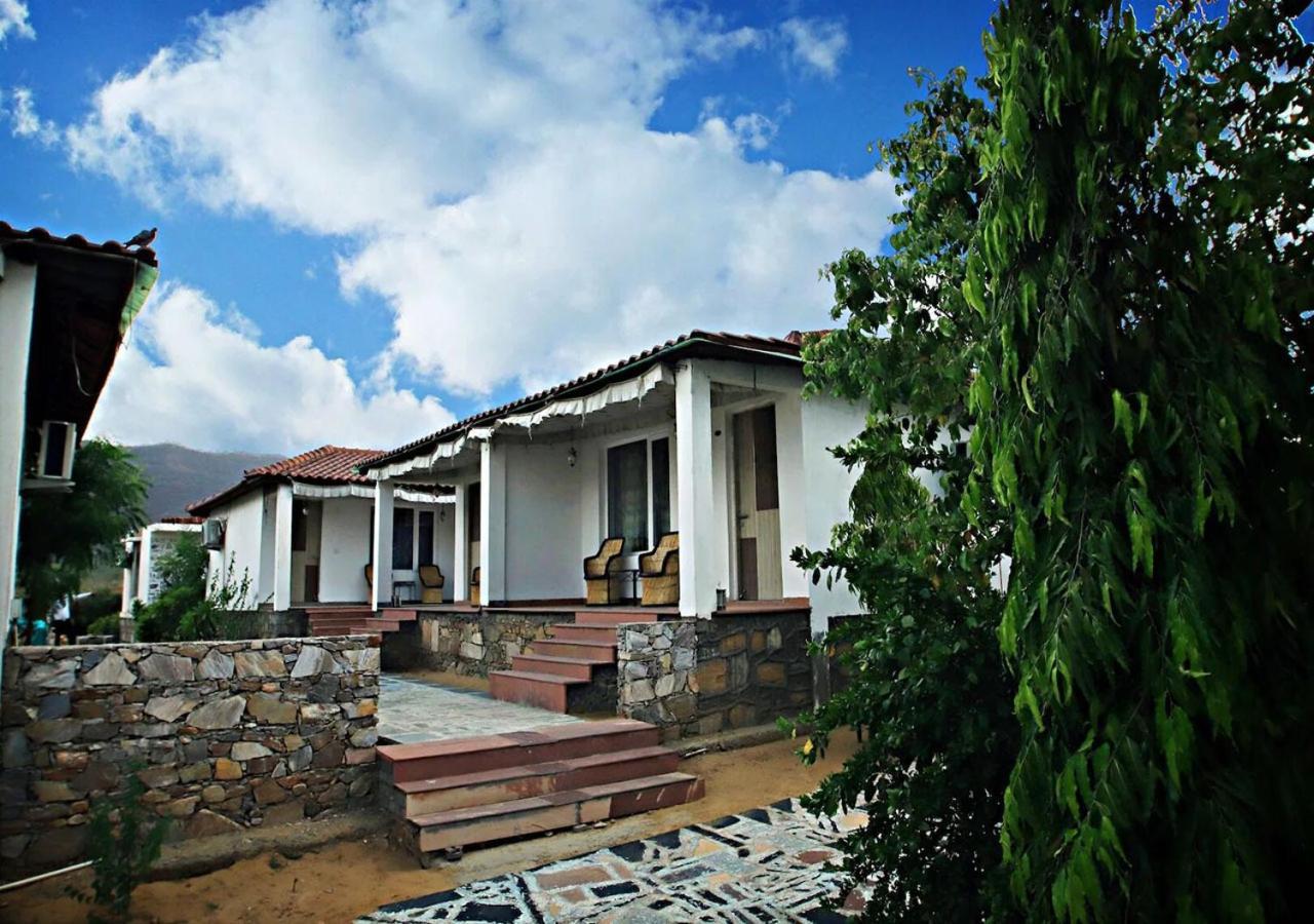 Virat Resorts, Sariska Rajasthan Bairat ภายนอก รูปภาพ