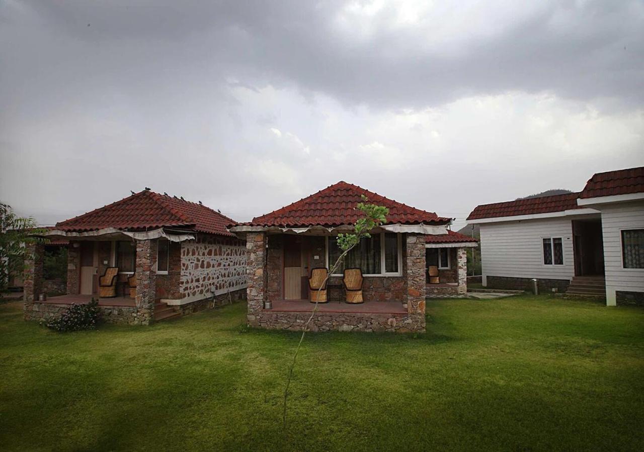 Virat Resorts, Sariska Rajasthan Bairat ภายนอก รูปภาพ