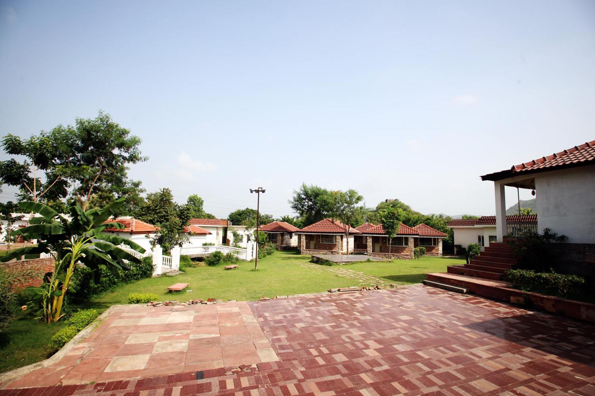 Virat Resorts, Sariska Rajasthan Bairat ภายนอก รูปภาพ