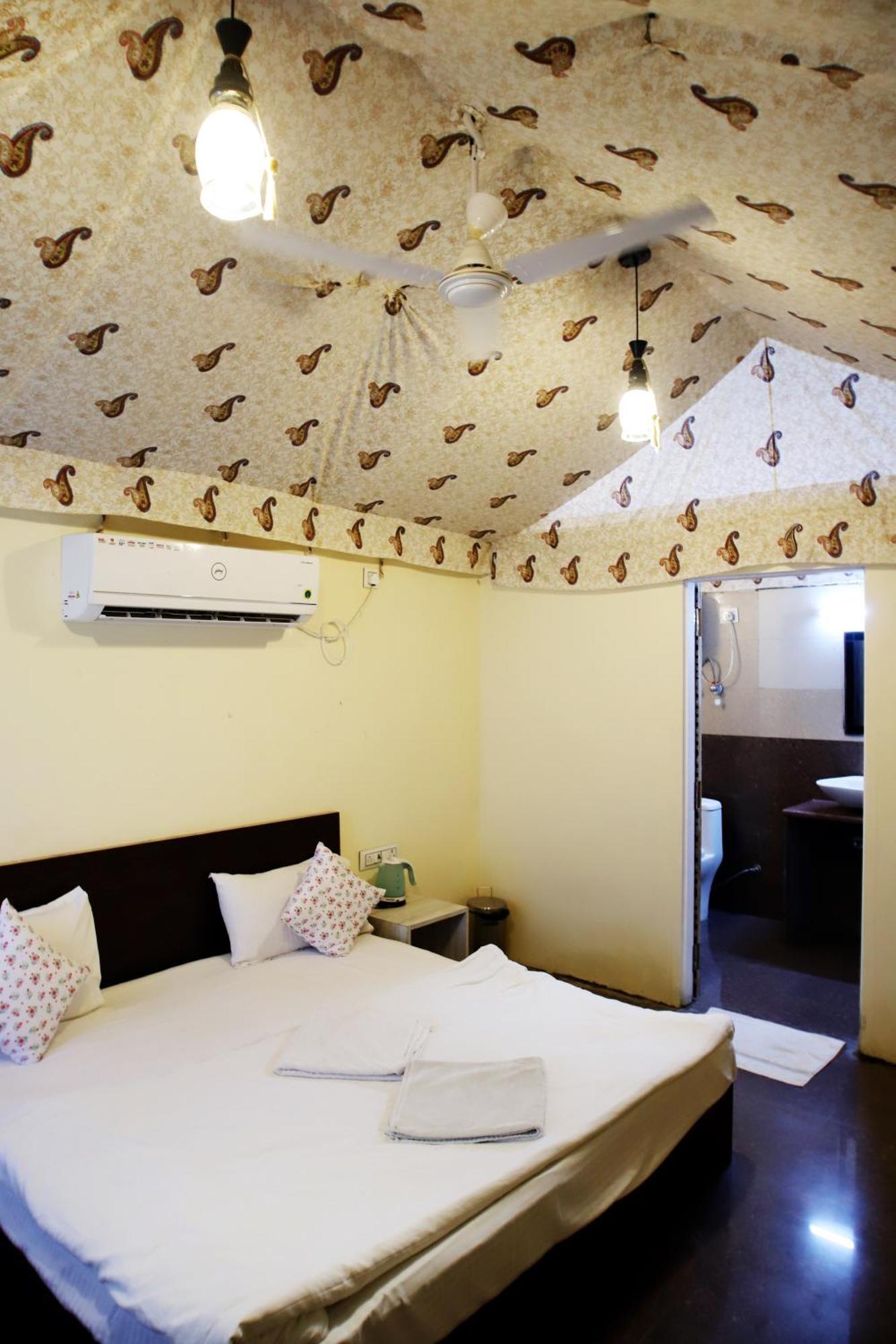 Virat Resorts, Sariska Rajasthan Bairat ภายนอก รูปภาพ